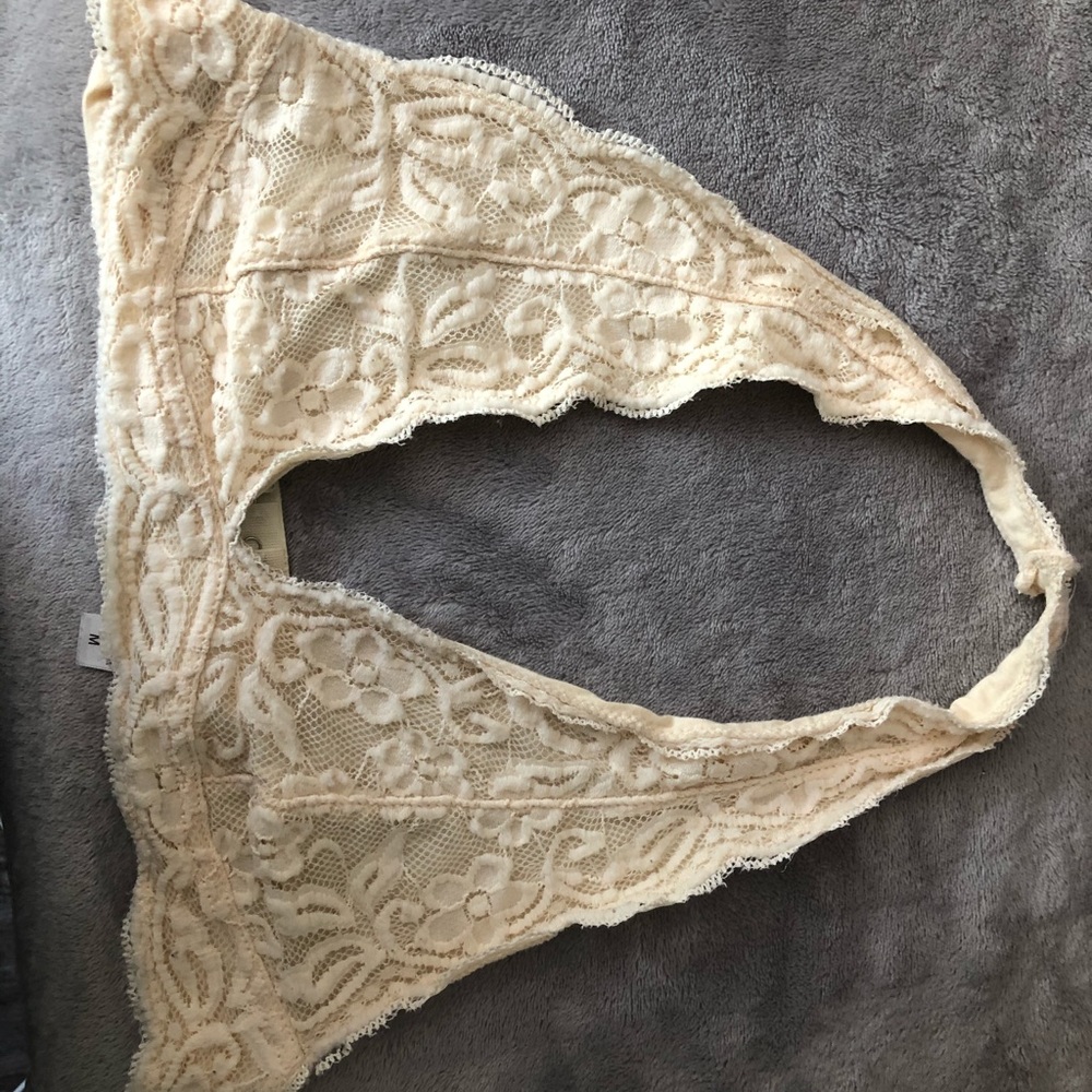 Tilly’s Cream Bralette